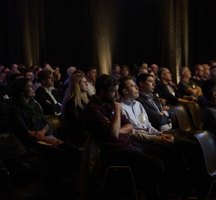 Conférences pour professionnels et grand public